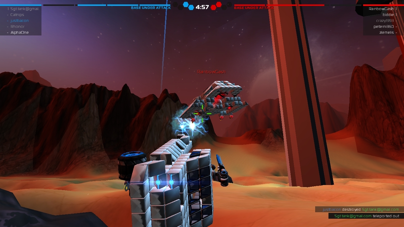 Скриншот из игры Robocraft под номером 1