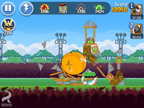 Скриншот из игры Angry Birds Friends под номером 2