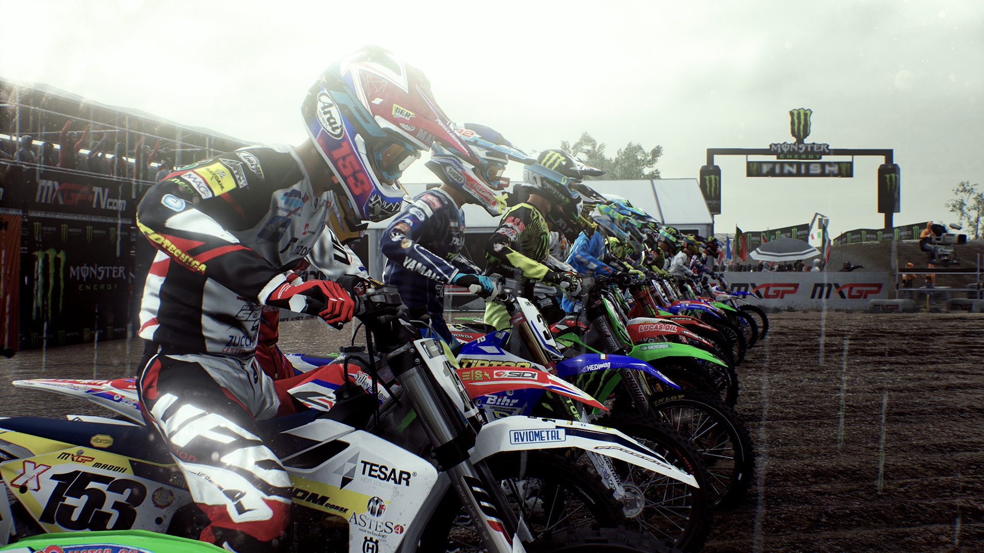 Скриншот из игры MXGP3 - The Official Motocross Videogame под номером 2