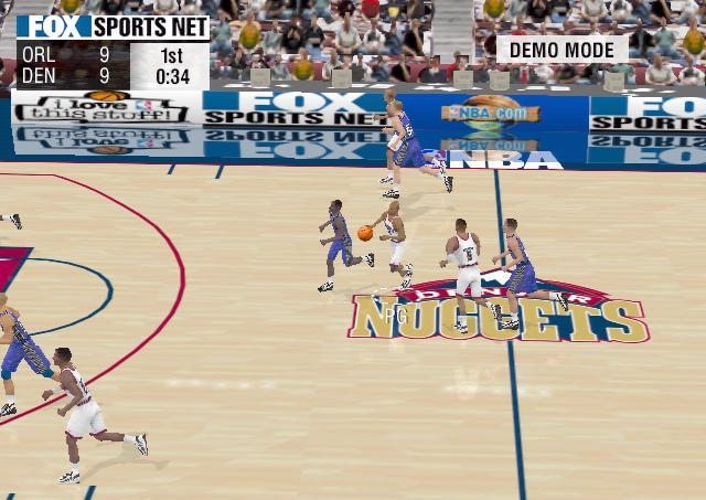 Скриншот из игры NBA Basketball 2000 под номером 2