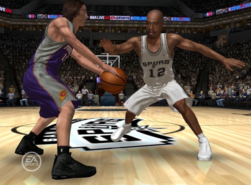 Скриншот из игры NBA Live 06 под номером 37