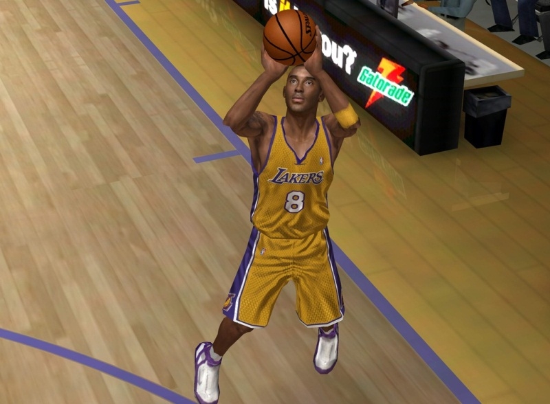 Скриншот из игры NBA Live 06 под номером 42