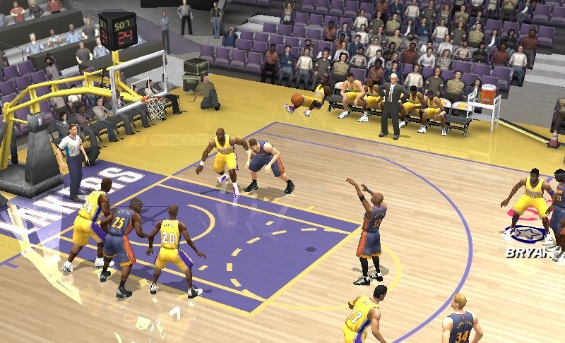 Скриншот из игры NBA Live 2004 под номером 4