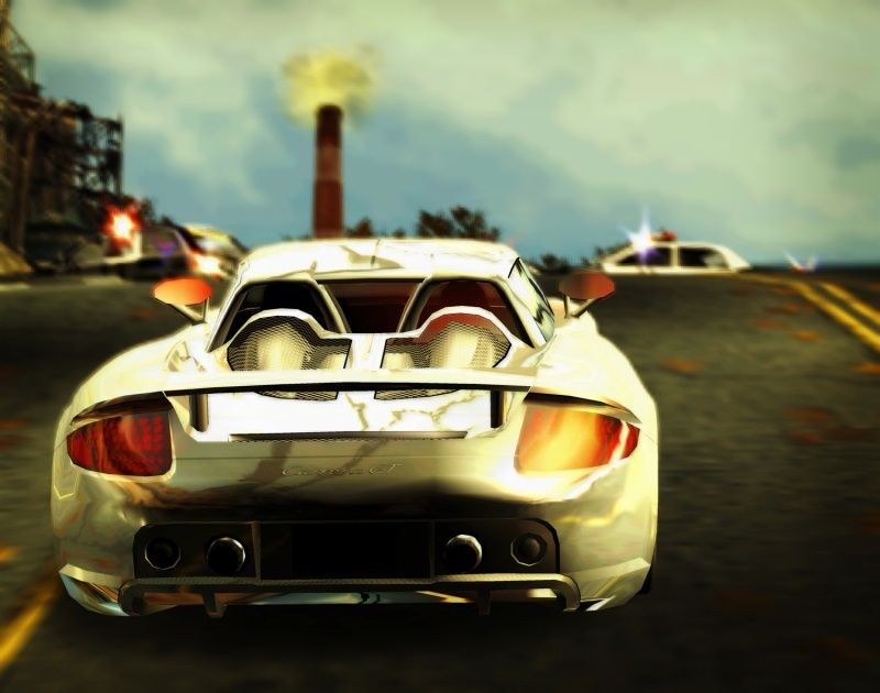 Скриншот из игры Need for Speed: Most Wanted под номером 33