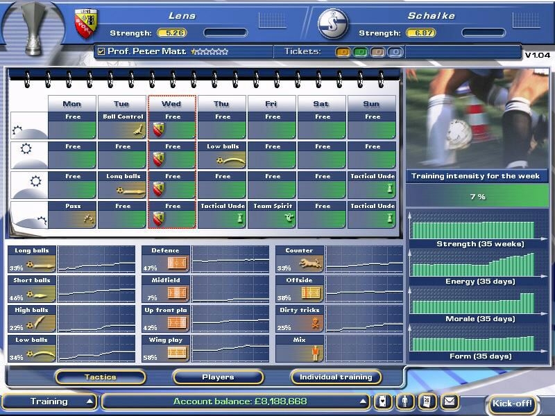 Скриншот из игры Soccer Manager Pro под номером 2