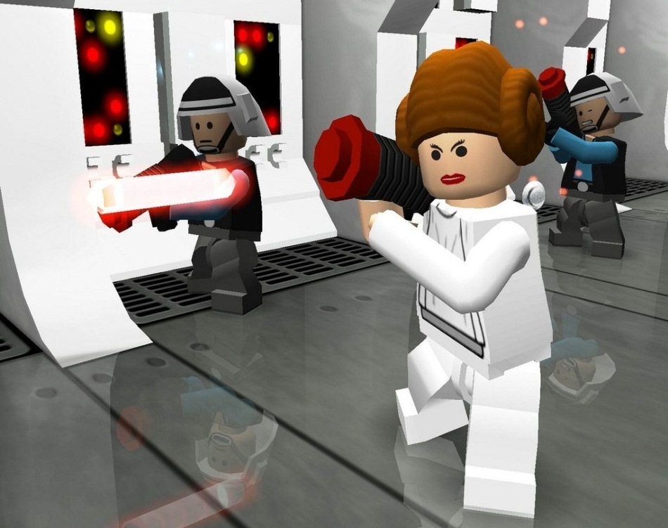 Скриншот из игры LEGO Star Wars 2: The Original Trilogy под номером 11