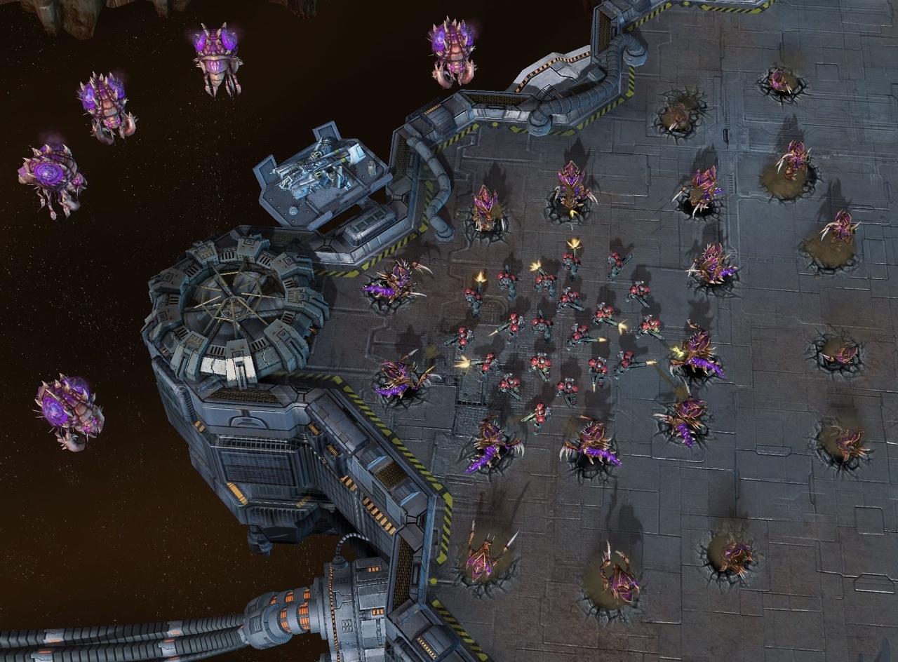 Скриншот из игры StarCraft 2: Heart of the Swarm под номером 15