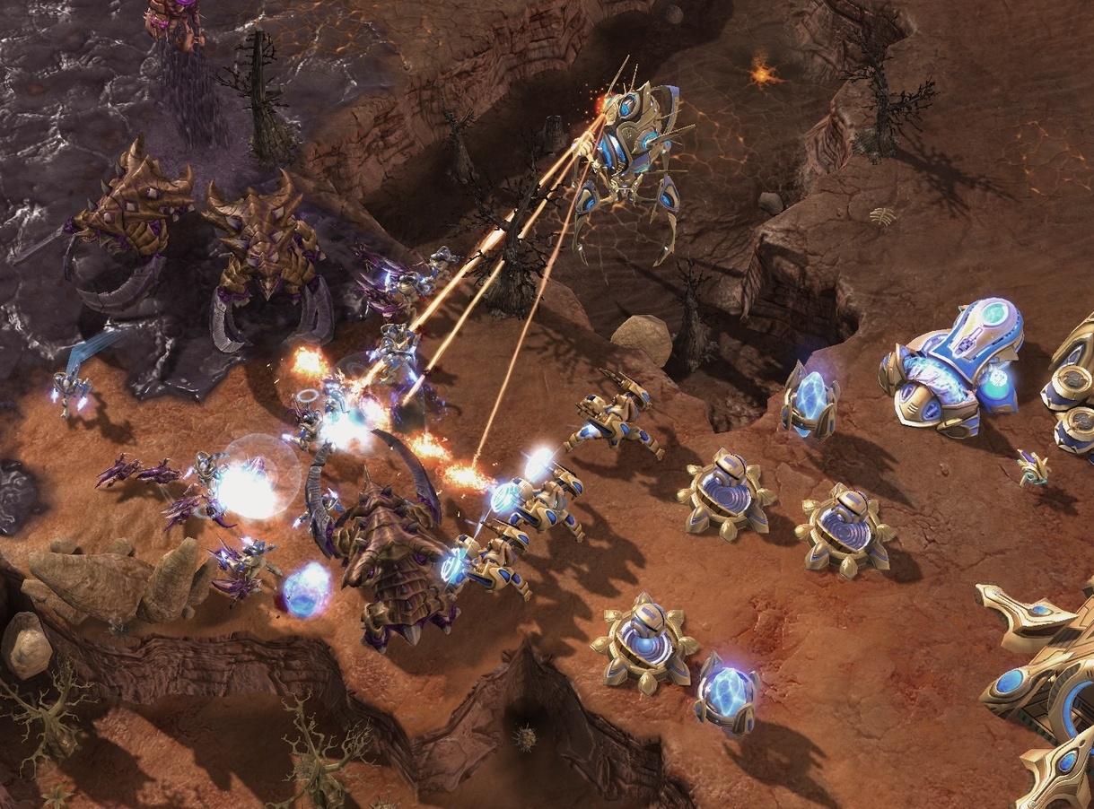 Скриншот из игры StarCraft 2: Heart of the Swarm под номером 24
