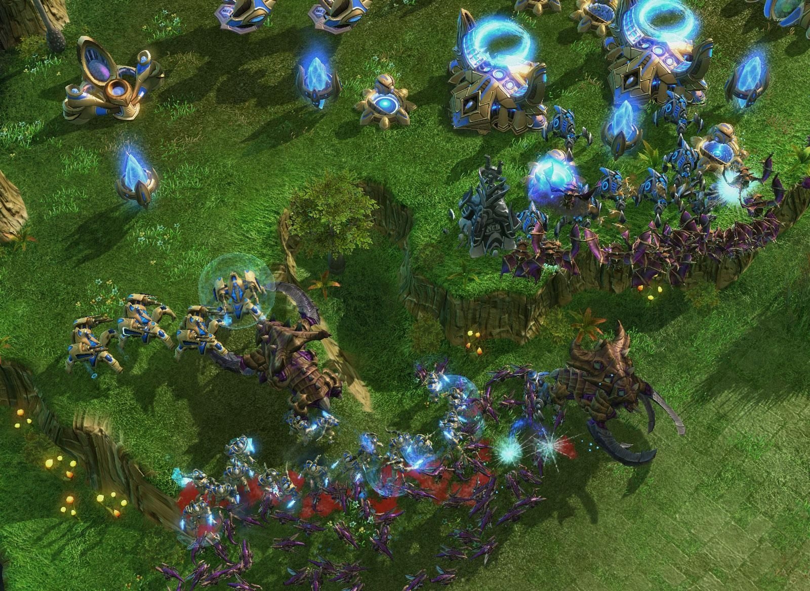 Скриншот из игры StarCraft 2: Heart of the Swarm под номером 26