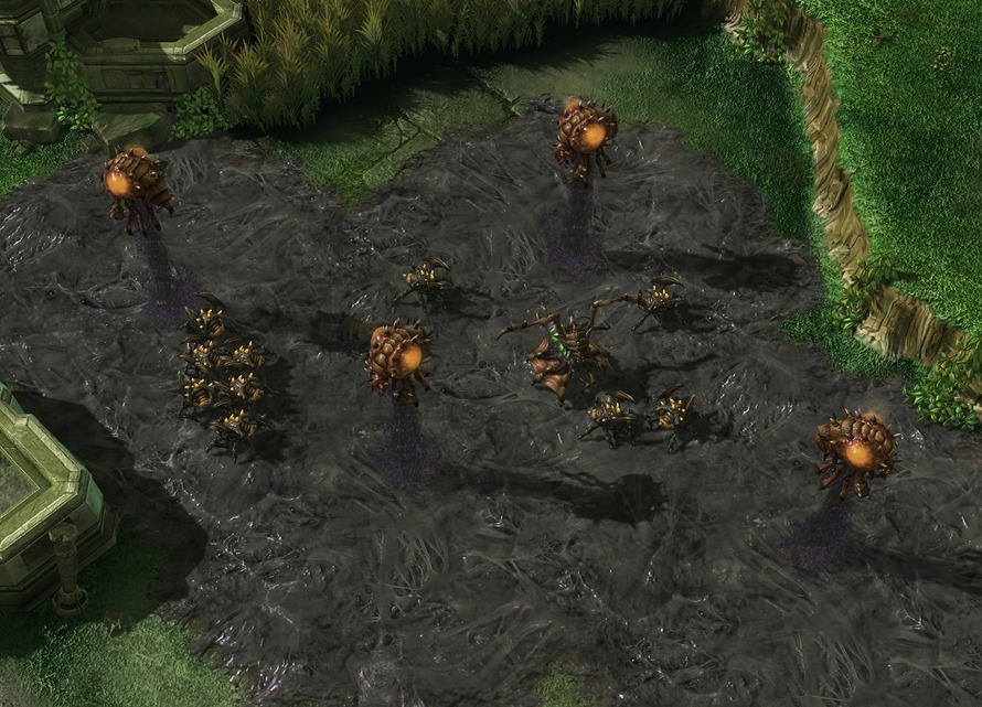 Скриншот из игры StarCraft 2: Heart of the Swarm под номером 39