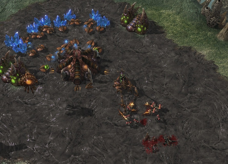 Скриншот из игры StarCraft 2: Heart of the Swarm под номером 45