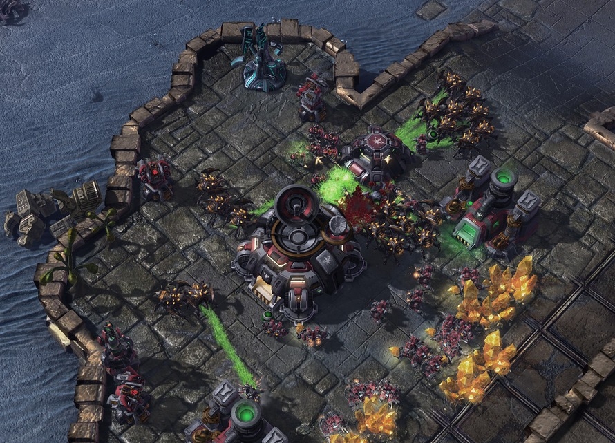 Скриншот из игры StarCraft 2: Heart of the Swarm под номером 50