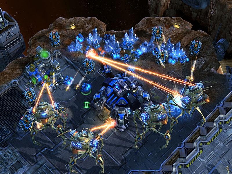 Скриншот из игры StarCraft 2: Heart of the Swarm под номером 6