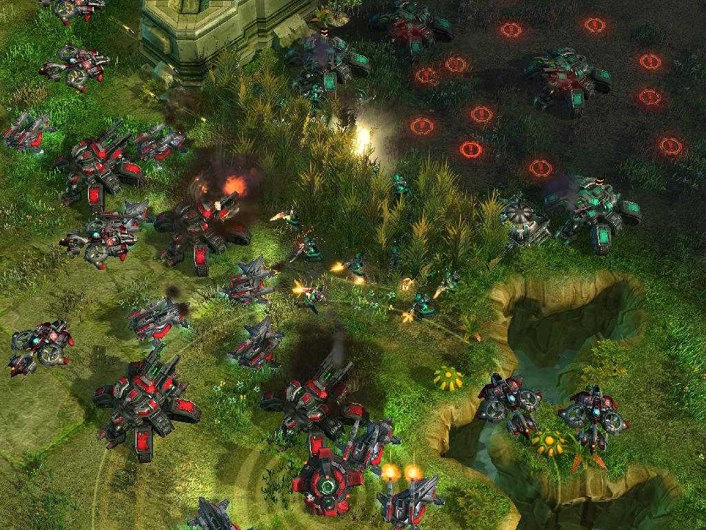 Скриншот из игры StarCraft 2: Heart of the Swarm под номером 77