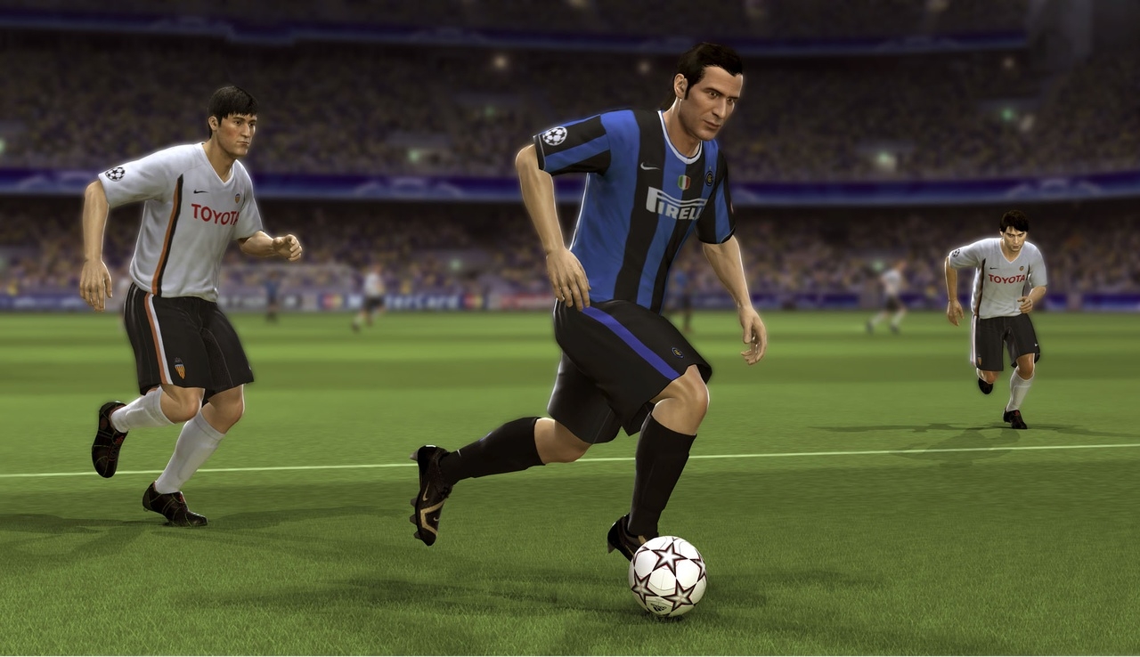 Скриншот из игры UEFA Champions League 2006-2007 под номером 15