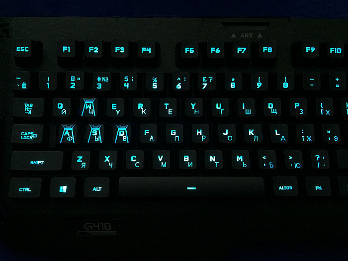 Обзор игровой клавиатуры Logitech G410 Atlas Spectrum