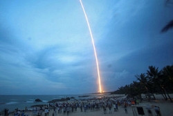Китай не сообщает причин неудачного пуска ракеты-носителя «Чанчжэн-5»