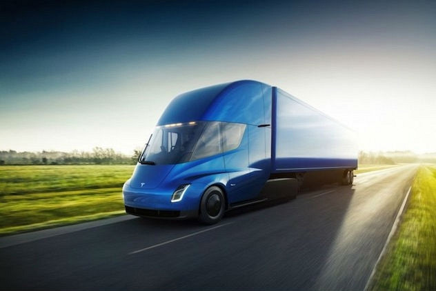 Tesla представила беспилотный грузовик Semi