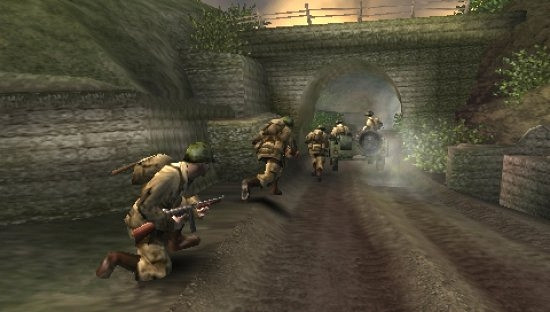 Скриншот из игры Call of Duty: Roads to Victory
