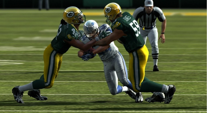 Скриншот из игры Madden NFL 11