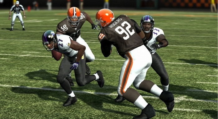 Скриншот из игры Madden NFL 11