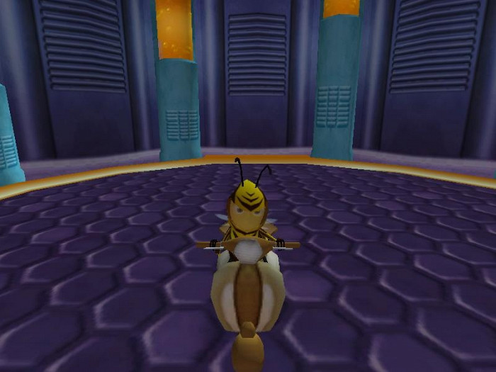 Скриншот из игры Bee Movie Game