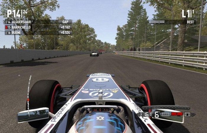 Скриншот из игры F1 2011