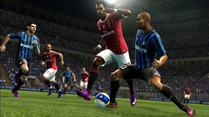 Скриншот из игры Pro Evolution Soccer 2013