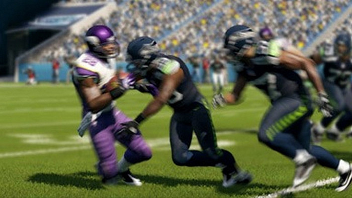 Скриншот из игры Madden NFL 13