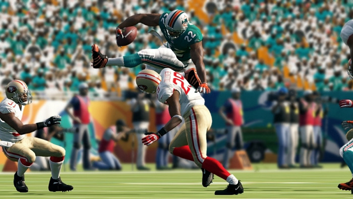 Скриншот из игры Madden NFL 13