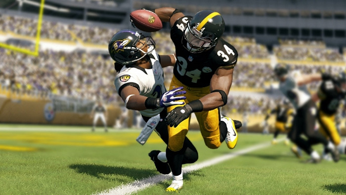 Скриншот из игры Madden NFL 13