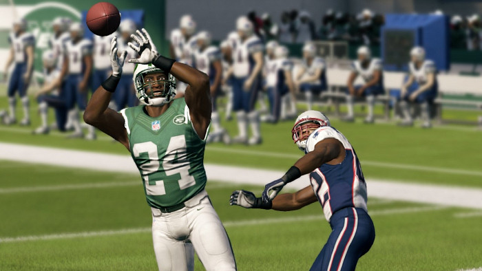 Скриншот из игры Madden NFL 13