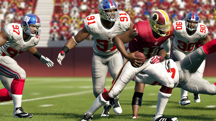 Скриншот из игры Madden NFL 13