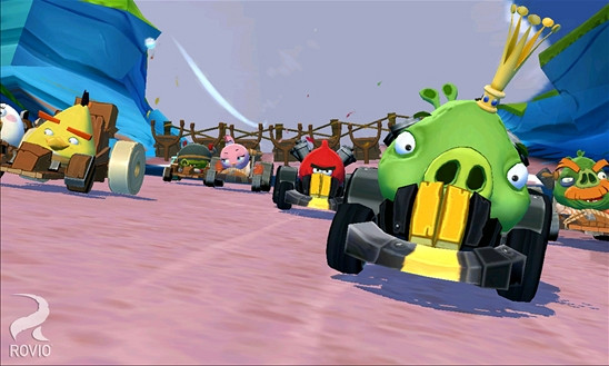 Скриншот из игры Angry Birds Go!