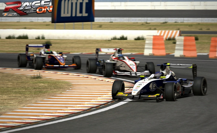 Скриншот из игры RACE On