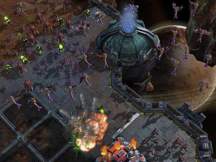 Скриншот из игры StarCraft 2: Wings of Liberty