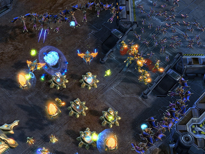 Скриншот из игры StarCraft 2: Wings of Liberty