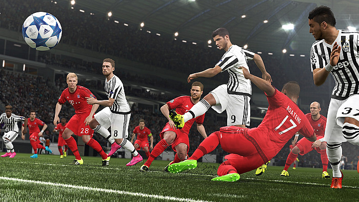 Скриншот из игры Pro Evolution Soccer 2016