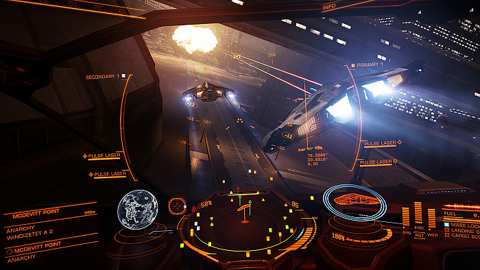 Скриншот из игры Elite Dangerous: Horizons
