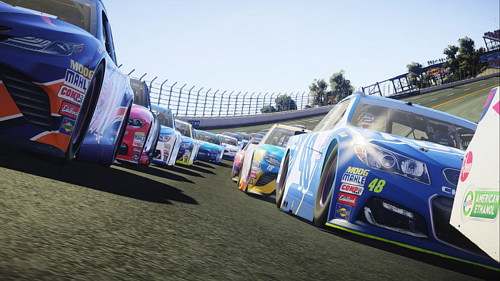 Скриншот из игры NASCAR Heat 2