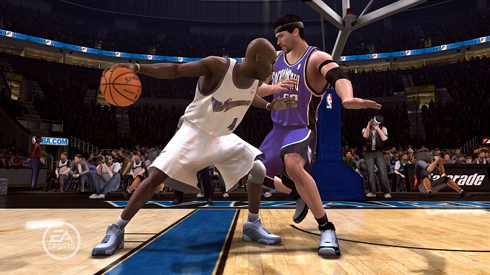 Скриншот из игры NBA Live 08
