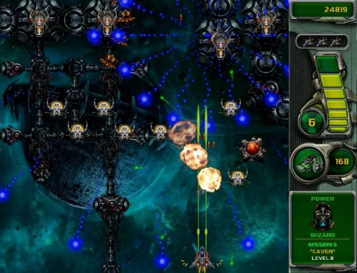 Скриншот из игры Star Defender 4